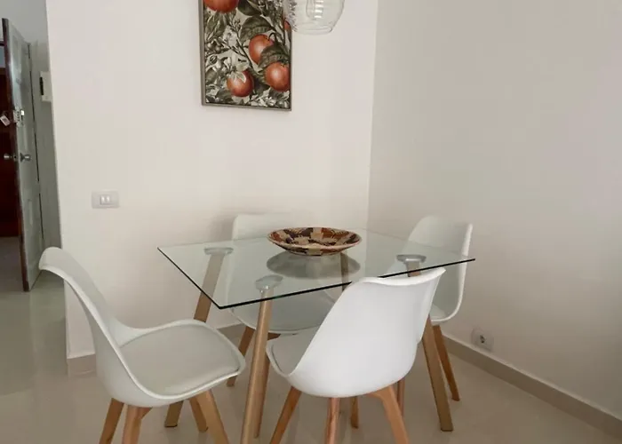 Apartamento Cris Sol 205 *