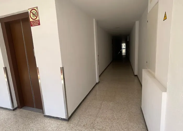 Apartamento Cris Sol 205 *